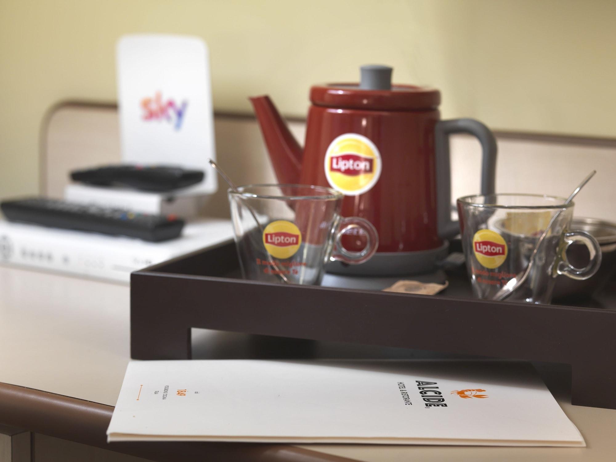 Hotel Ristorante Alcide Poggibonsi Esterno foto
