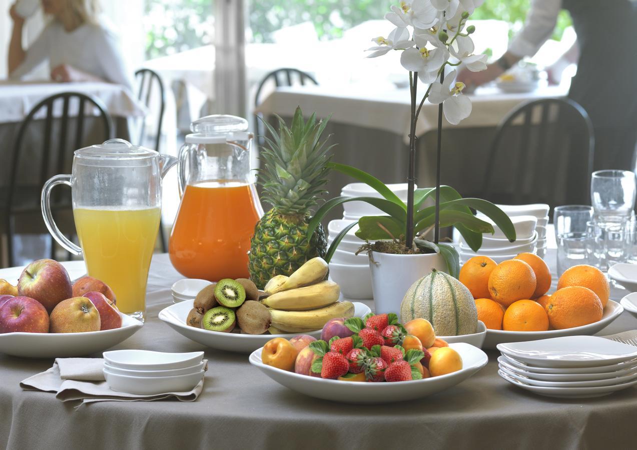Hotel Ristorante Alcide Poggibonsi Esterno foto