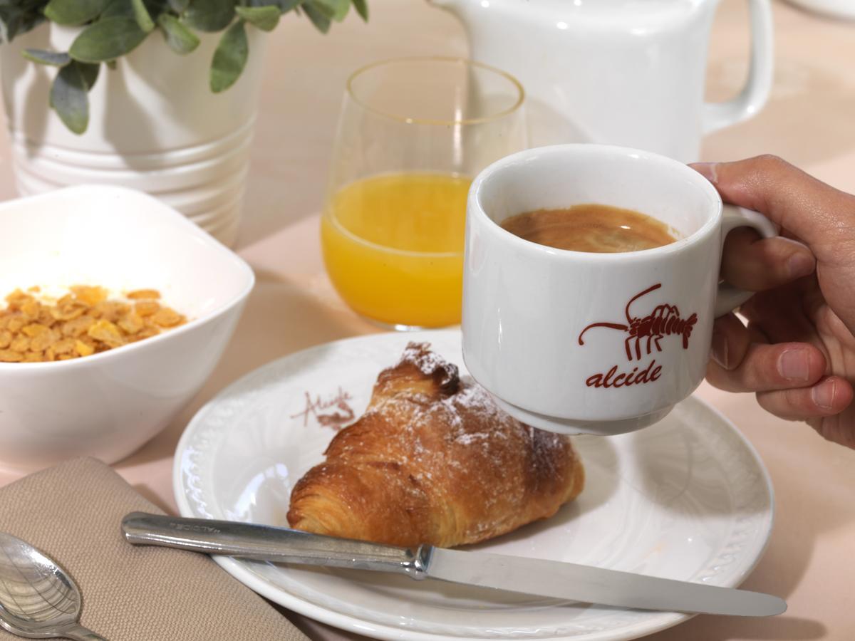 Hotel Ristorante Alcide Poggibonsi Esterno foto